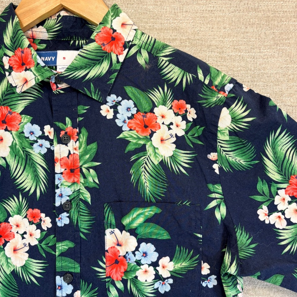 Old Navy Mens Everyday Shirt S Navy Blue Floral Tropical Button Down Hawaiian